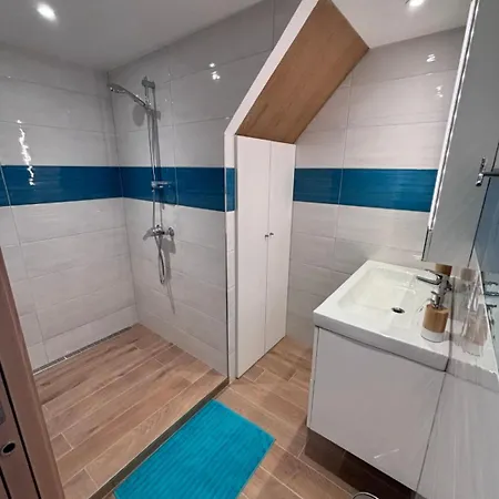 Charme Vieille Apartment
